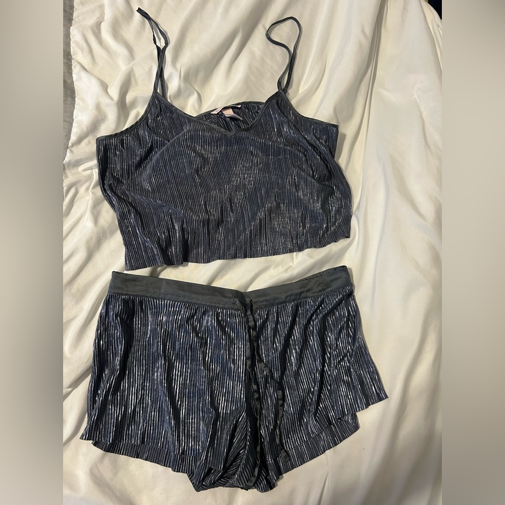 Victoria’s Secret sleep set